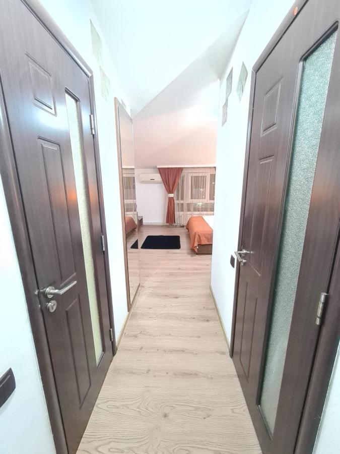 Garsoniera Privata Bed & Breakfast Bucharest Exterior photo
