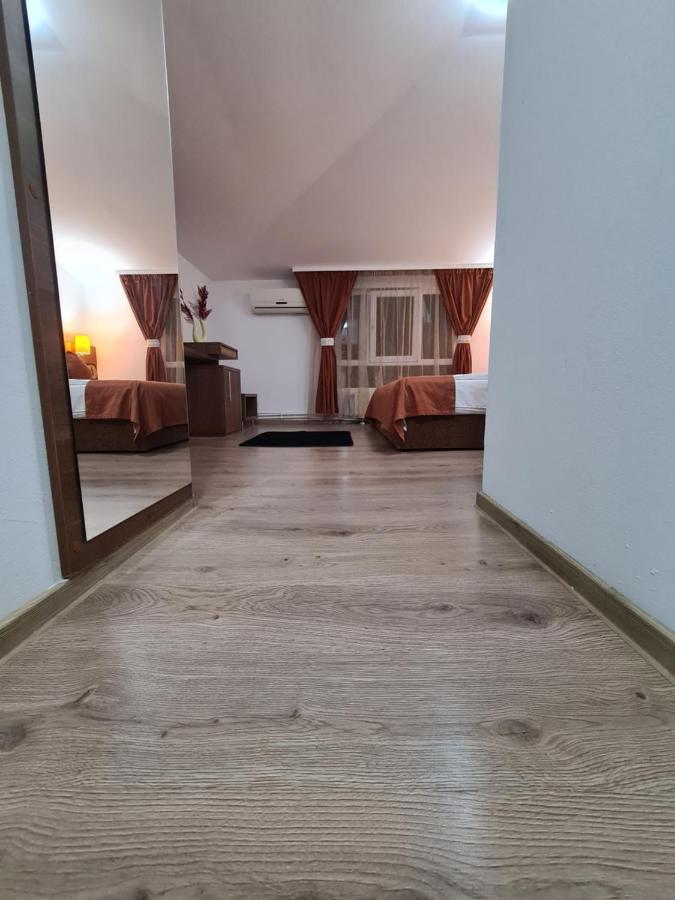 Garsoniera Privata Bed & Breakfast Bucharest Exterior photo
