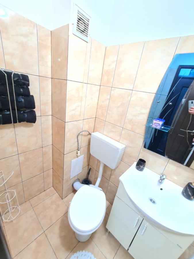 Garsoniera Privata Bed & Breakfast Bucharest Exterior photo
